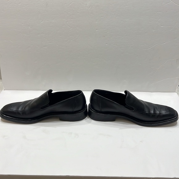 Gianni Versace, leather black dress shoes, size 10, but can fit an 11+ - Picture 8 of 11
